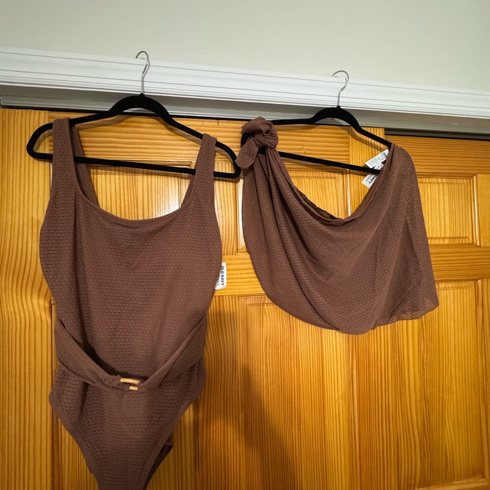 Women's Bathing Suit & Sarong